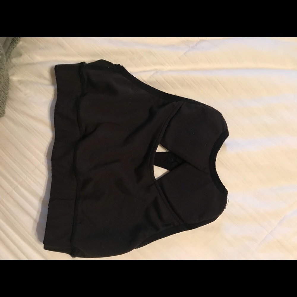 Chestee sports bra